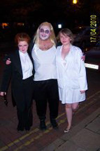 Image © 'Doger' / TimeWarp 2010