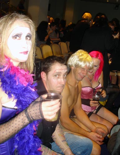Image © Bert, Laura, Will, Michelle, Penni and Mike / TimeWarp 2009