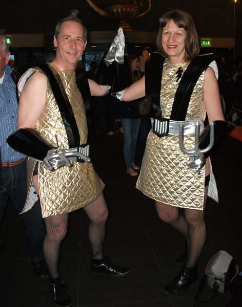 Image Copyright Rob R / TimeWarp - Click to return