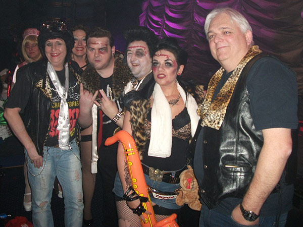 Image Copyright Rob and Sherry / TimeWarp - Click to return