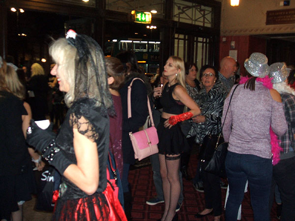 Image Copyright Steve M / TimeWarp - Click to return