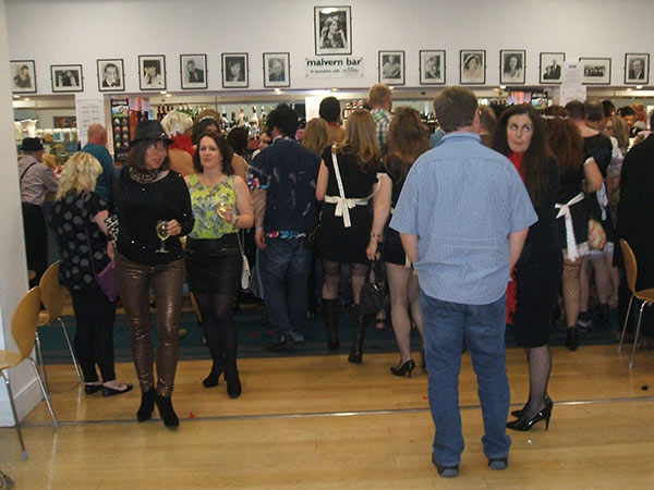 Image Copyright Steve and Linda / TimeWarp - Click to return