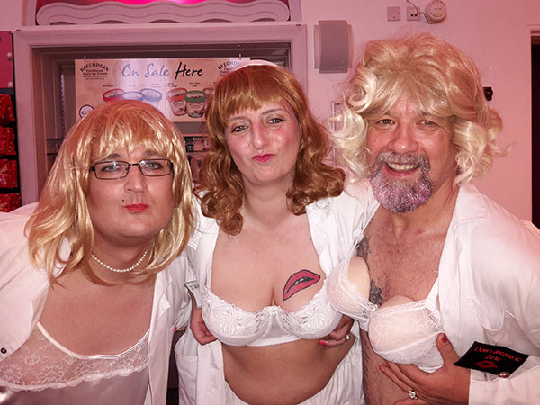 Image Copyright Dave/Davina / TimeWarp - Click to return