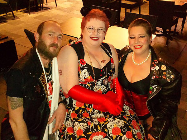 Image Copyright Helen / TimeWarp - Click to return