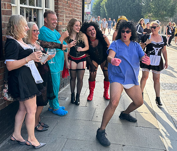 Image Copyright Pat H / TimeWarp - Click to return
