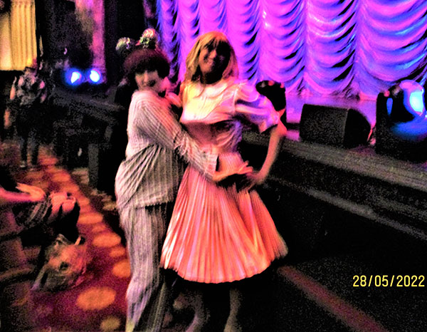 Image Copyright Julie / TimeWarp - Click to return