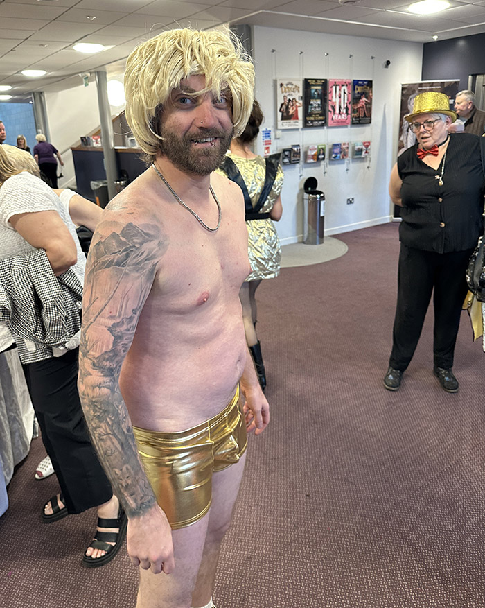 Image Copyright Pat H / TimeWarp - Click to return