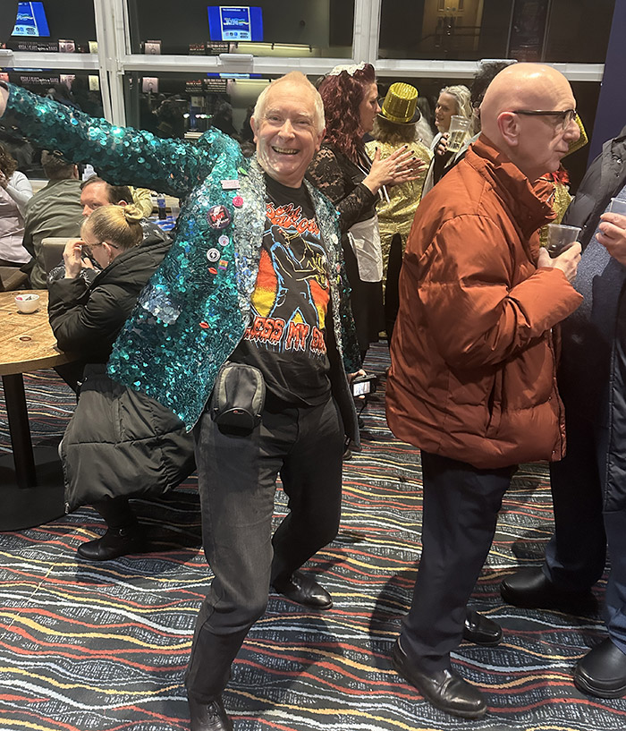Image Copyright Pat H / TimeWarp - Click to return
